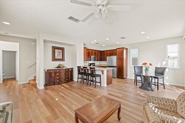 1000 Impressionist Loop, Roseville, CA 95747