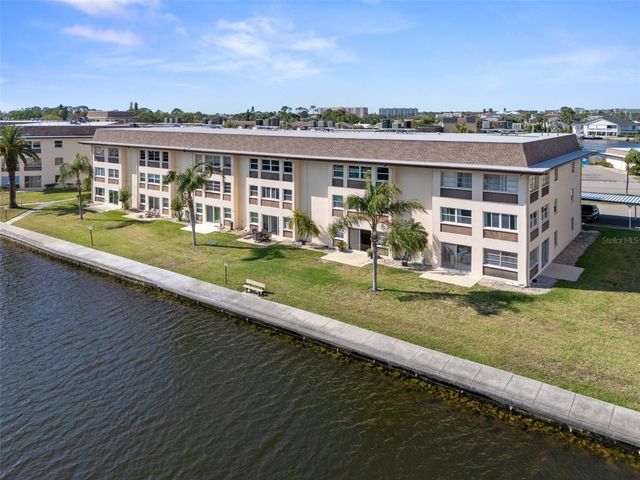 4660 MARINE PARKWAY 206, New Port Richey, FL 34652