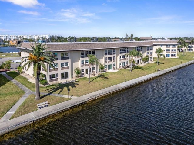 4660 MARINE PARKWAY 206, New Port Richey, FL 34652