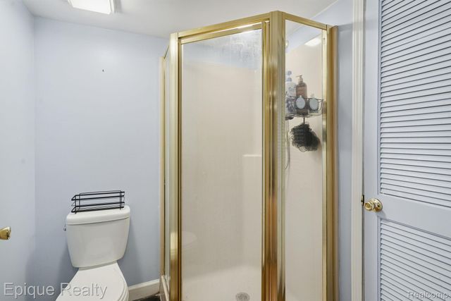 521 Carberry Hill, Brighton, MI 48116