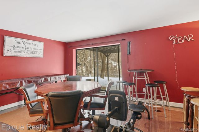 521 Carberry Hill, Brighton, MI 48116