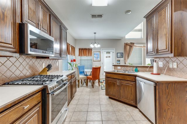 4838 Stetson Drive N, Fort Worth, TX 76244