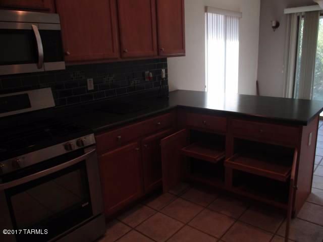 10385 E Ravenswood Street, Tucson, AZ 85747