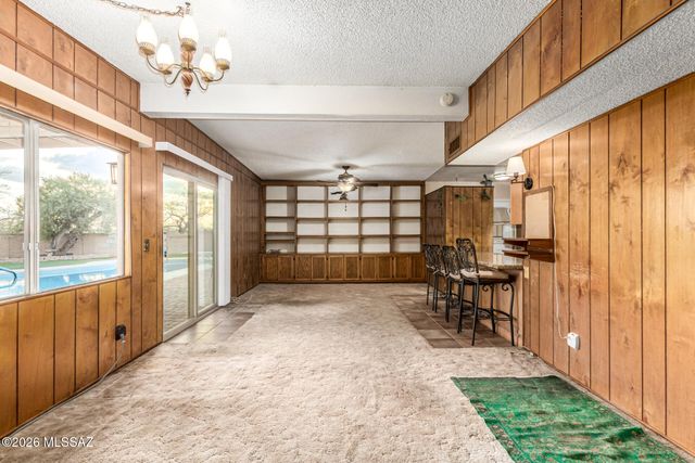 10360 E Glenn Street, Tucson, AZ 85749