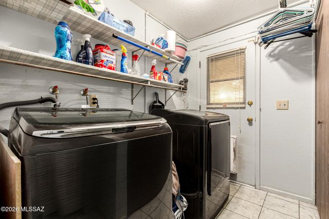 10360 E Glenn Street, Tucson, AZ 85749