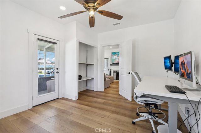 230 S B 1, Tustin, CA 92780