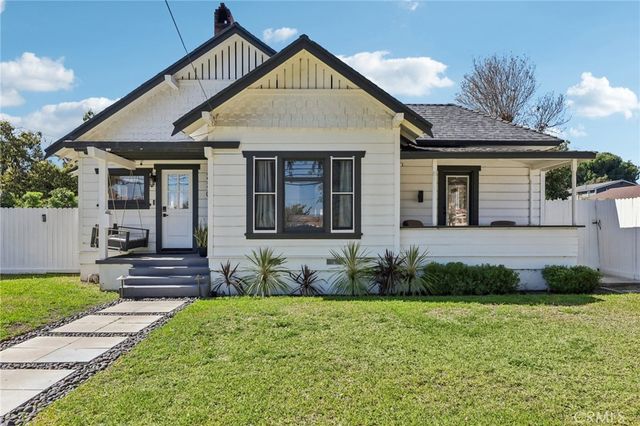 230 S B 1, Tustin, CA 92780