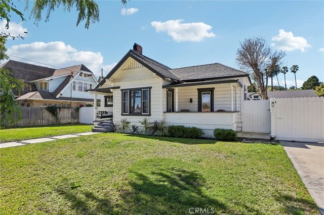 230 S B 1, Tustin, CA 92780