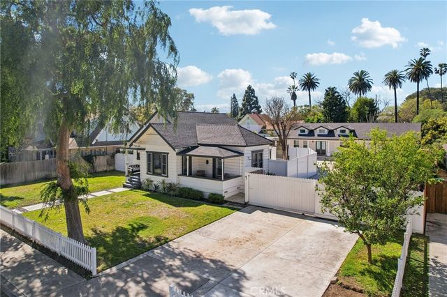 230 S B 1, Tustin, CA 92780