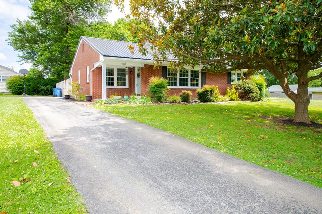 708 N Maple Avenue, Danville, KY 40422