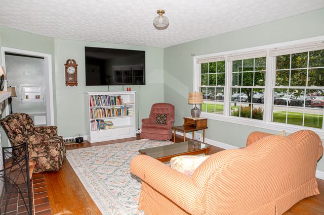 708 N Maple Avenue, Danville, KY 40422