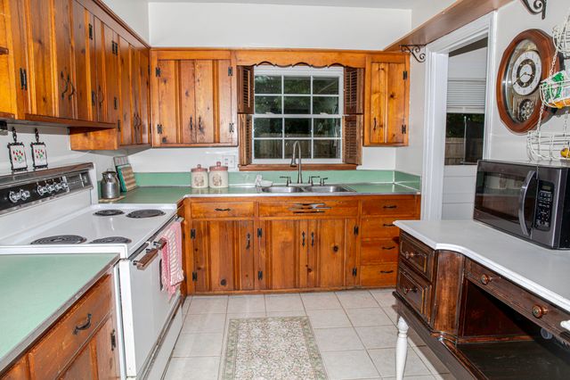708 N Maple Avenue, Danville, KY 40422