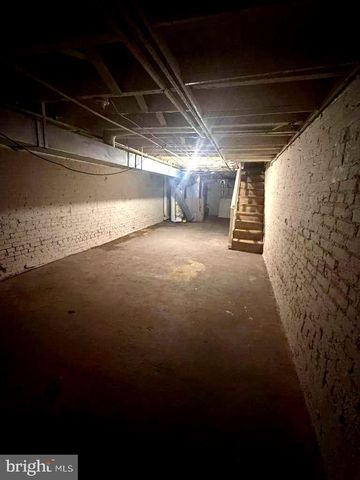 802 N GLOVER ST N, Baltimore, MD 21205