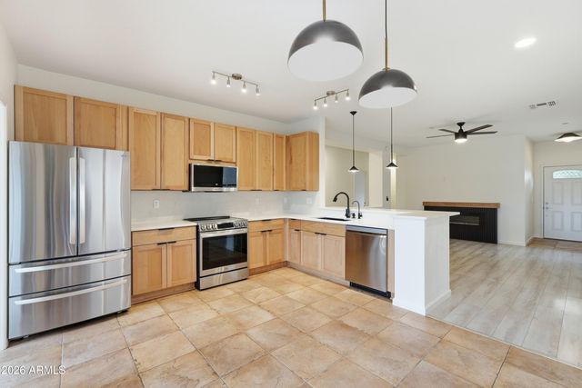 7500 E DEER VALLEY Road 22, Scottsdale, AZ 85255