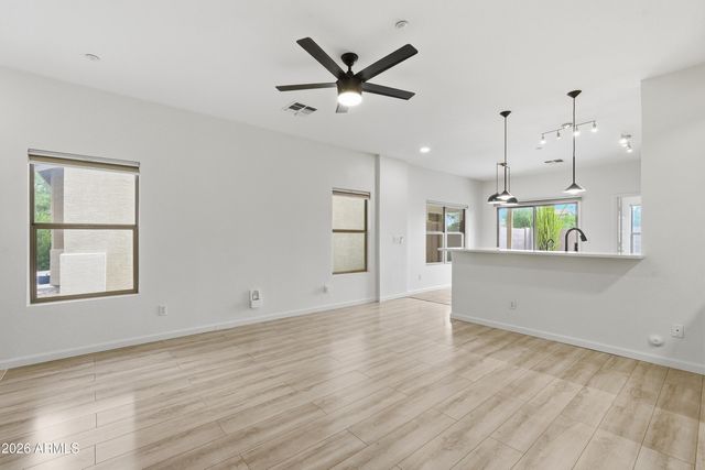 7500 E DEER VALLEY Road 22, Scottsdale, AZ 85255