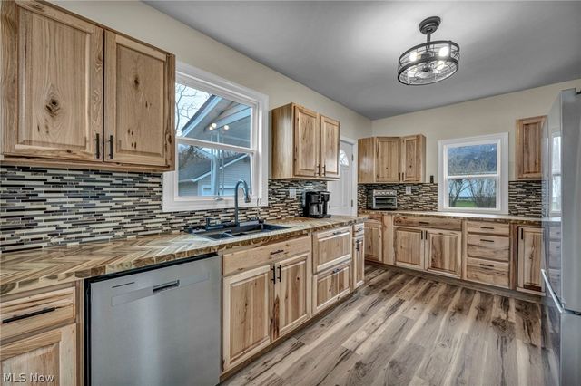 14244 Atwater Avenue NE, Alliance, OH 44601