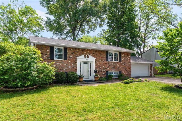 312 S 5th Street, Mascoutah, IL 62258
