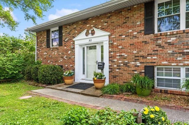 312 S 5th Street, Mascoutah, IL 62258