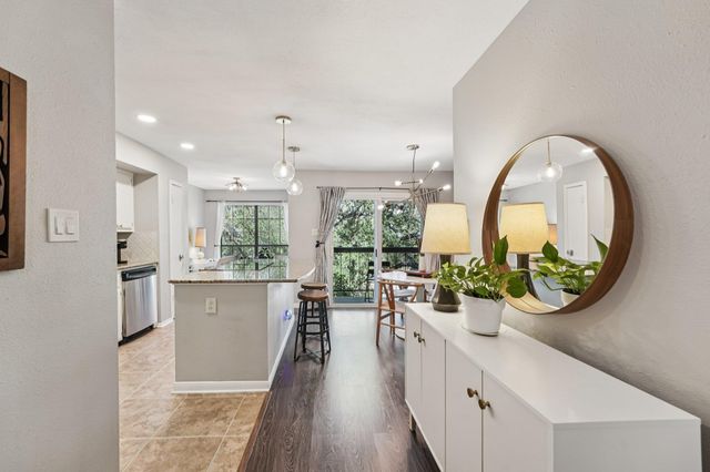 4159 Steck Ave 238, Austin, TX 78759