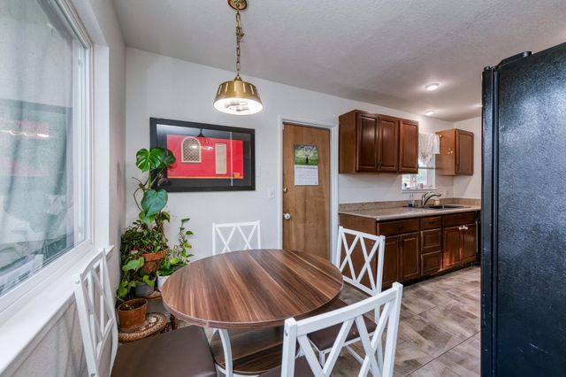 6656 N Wolters Avenue, Fresno, CA 93710