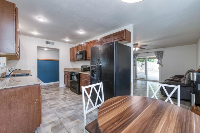 6656 N Wolters Avenue, Fresno, CA 93710