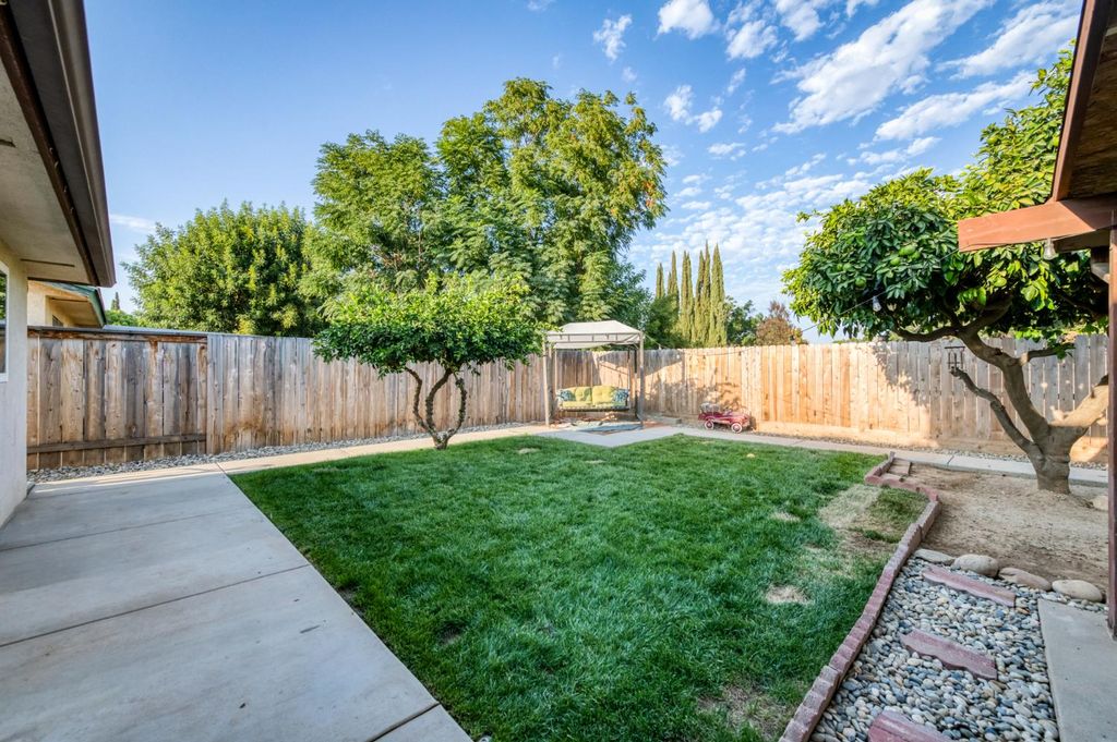 Image 24 of property listing at 6656 N Wolters Avenue, Fresno, CA 93710