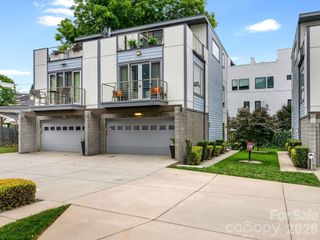 915 Westbrook Drive, Charlotte, NC 28202