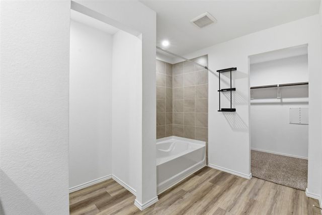 1834 Legacy Hills Dr, Houston, TX 77067