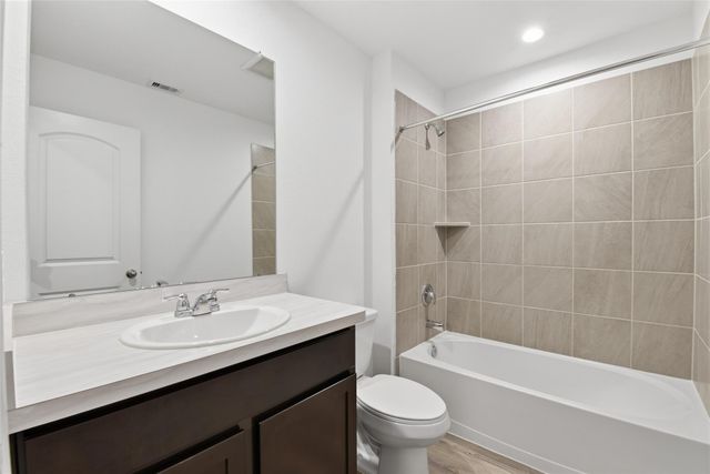 1834 Legacy Hills Dr, Houston, TX 77067