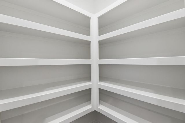 1834 Legacy Hills Dr, Houston, TX 77067