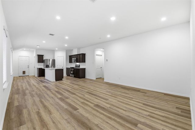 1834 Legacy Hills Dr, Houston, TX 77067