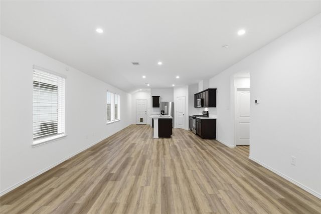 1834 Legacy Hills Dr, Houston, TX 77067