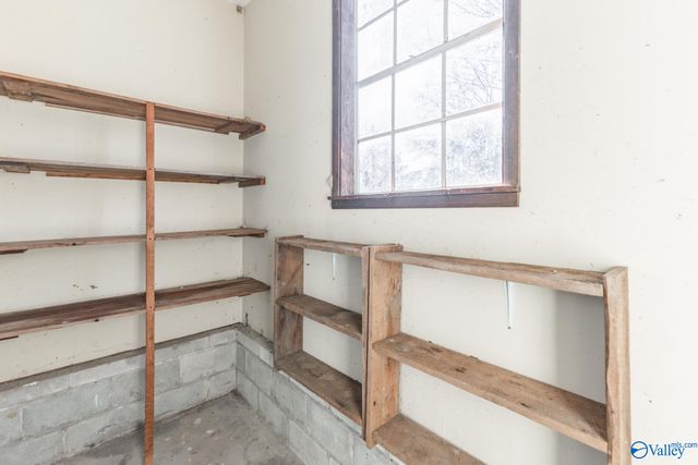 14 Old Vaughn Bridge Road, Hartselle, AL 35640