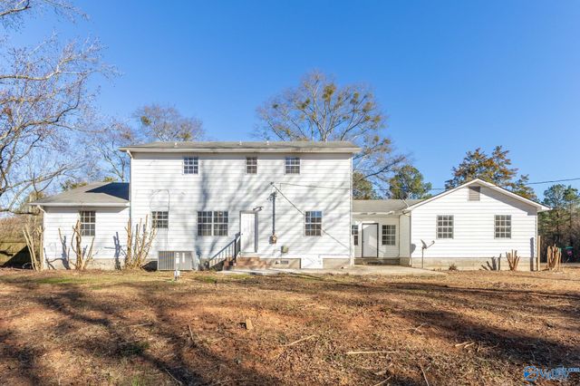 14 Old Vaughn Bridge Road, Hartselle, AL 35640