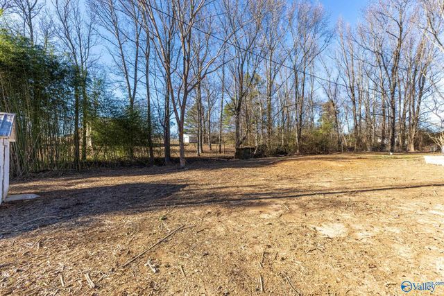 14 Old Vaughn Bridge Road, Hartselle, AL 35640