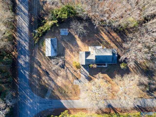 14 Old Vaughn Bridge Road, Hartselle, AL 35640