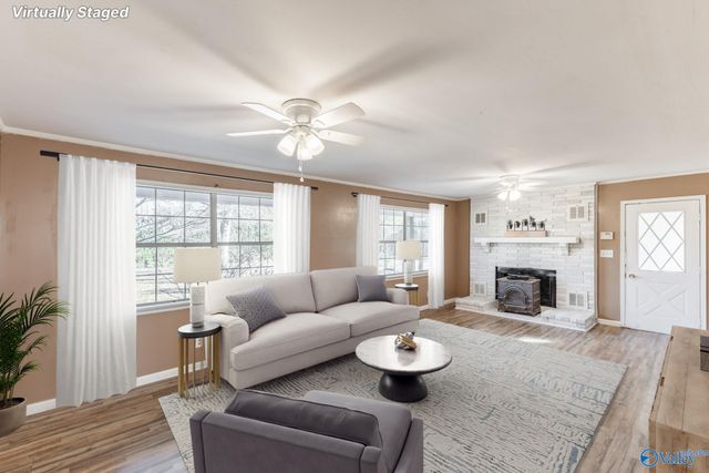 14 Old Vaughn Bridge Road, Hartselle, AL 35640