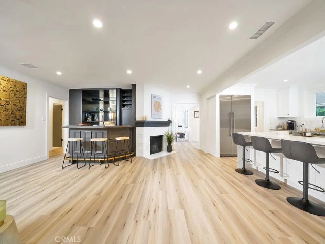 15440 Varden Street, Sherman Oaks, CA 91403