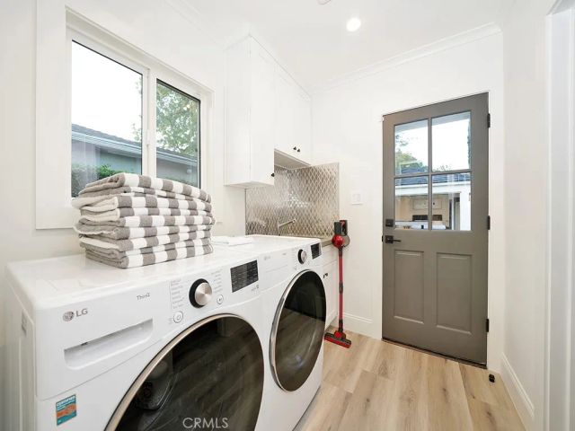 15440 Varden Street, Sherman Oaks, CA 91403