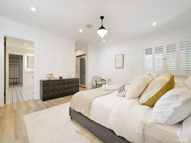 15440 Varden Street, Sherman Oaks, CA 91403