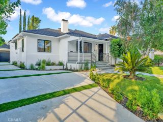 15440 Varden Street, Sherman Oaks, CA 91403