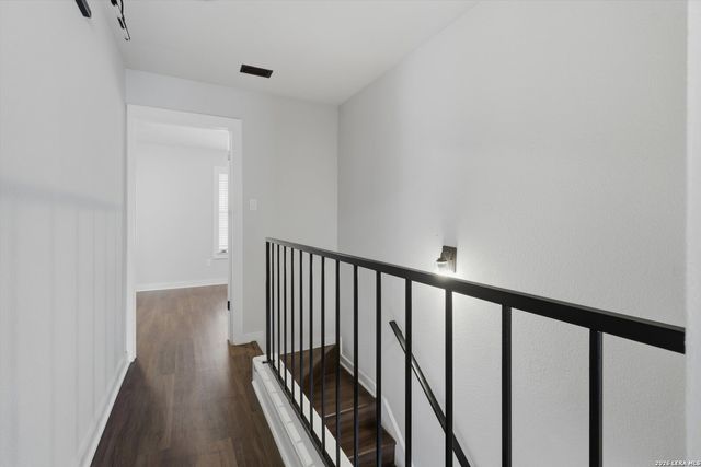 10254 Dover Rdg Apt 203, San Antonio, TX 78250