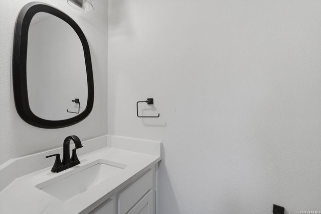 10254 Dover Rdg Apt 203, San Antonio, TX 78250