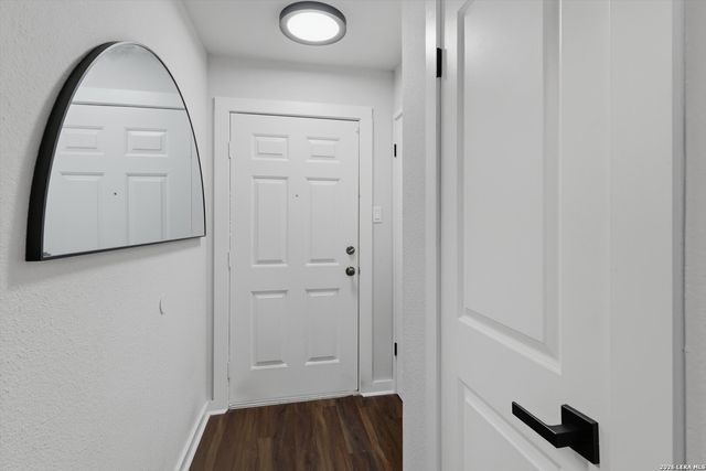 10254 Dover Rdg Apt 203, San Antonio, TX 78250