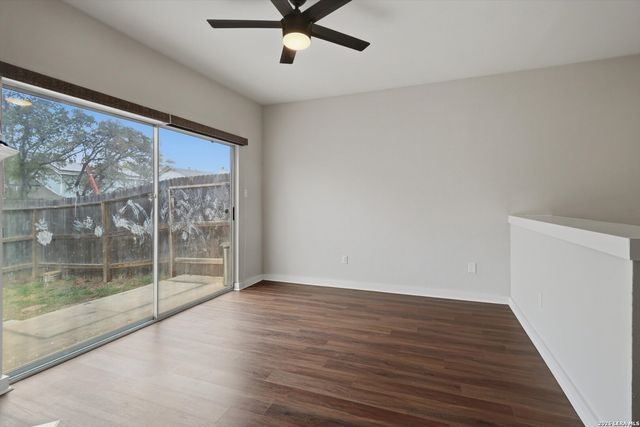 10254 Dover Rdg Apt 203, San Antonio, TX 78250