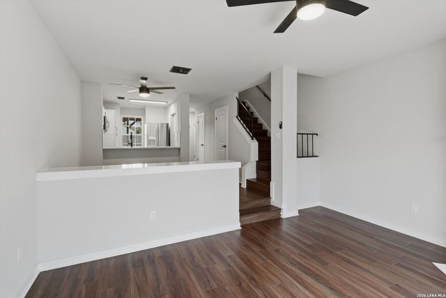 10254 Dover Rdg Apt 203, San Antonio, TX 78250