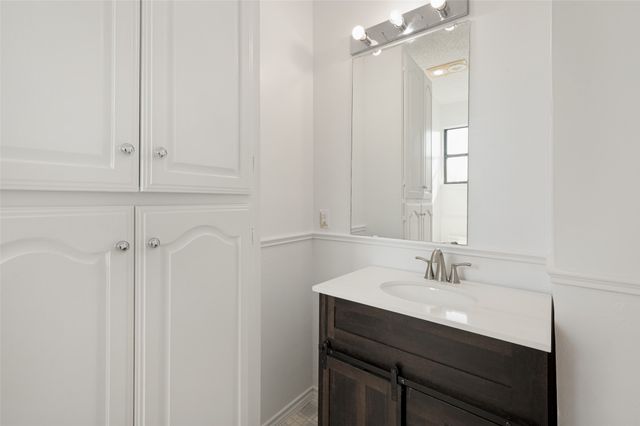 6015 Blue Bay Drive, Dallas, TX 75248