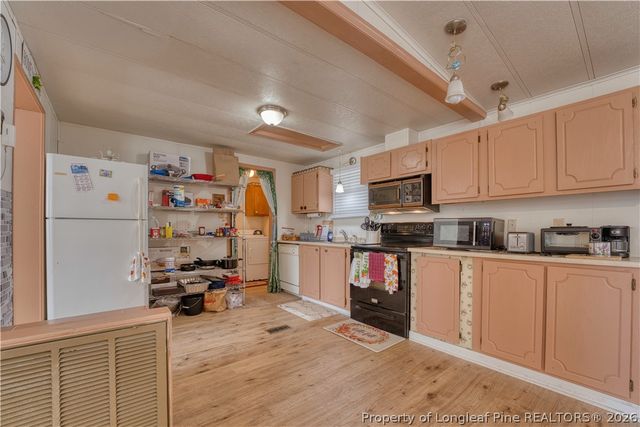 582 Ohmer Drive, Fayetteville, NC 28314