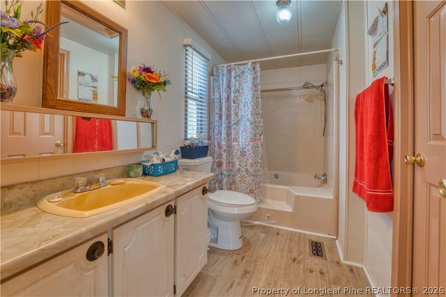 582 Ohmer Drive, Fayetteville, NC 28314