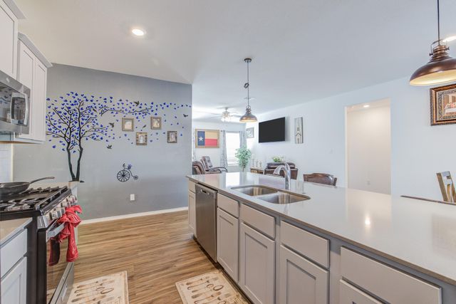 105 Isaac Millsaps TRL, Bastrop, TX 78602